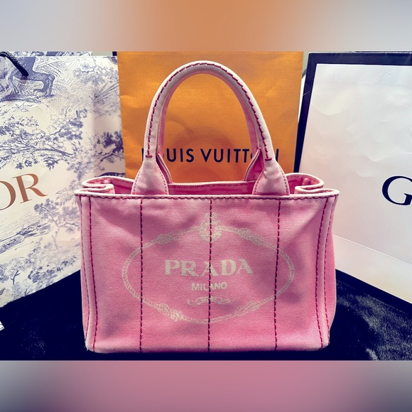 🔶final price drop🔶🎀PRADA CANAPA🎀 open for trades - Picture 2 of 16